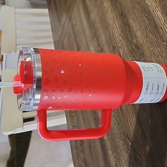 Stanley Target Exclusive Valentine's Day 2025 Ruby Hearts 40oz Tumbler N… - Picture 8 of 9